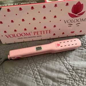 Voloom Petite